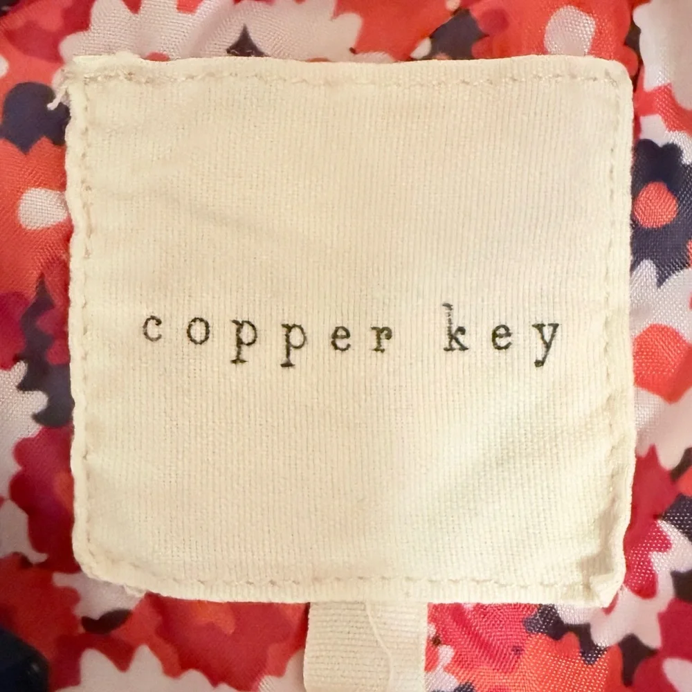 Copper Key Full‎ Zip Ruffled Quilted Vest Navy Blue with Red Lining Girls 2 / 3